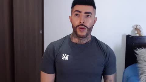 Snapshot of maximus_golden chatting on 12-28-24, 03:58 Independent Model online show from 12-28-24, 03:58