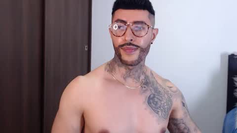 Snapshot of maximus_golden chatting on 12-31-24, 07:10 Independent Model online show from 12-31-24, 07:10