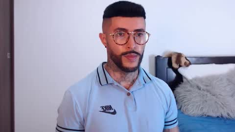 Snapshot of maximus_golden chatting on 01-14-25, 01:47 Independent Model online show from 01-14-25, 01:47