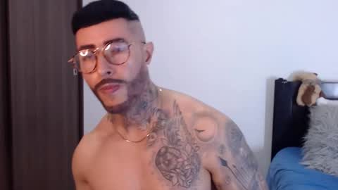 Snapshot of maximus_golden chatting on 01-15-25, 07:48 Independent Model online show from 01-15-25, 07:48