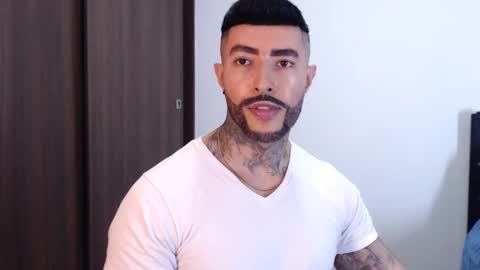 Snapshot of maximus_golden chatting on 01-26-25, 02:03 Independent Model online show from 01-26-25, 02:03