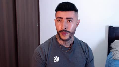 Snapshot of maximus_golden chatting on 01-27-25, 12:12 Independent Model online show from 01-27-25, 12:12