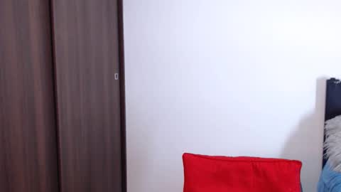 Snapshot of maximus_golden chatting on 01-28-25, 05:11 Independent Model online show from 01-28-25, 05:11