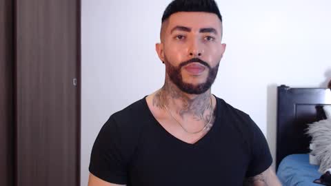 Snapshot of maximus_golden chatting on 02-03-25, 05:18 Independent Model online show from 02-03-25, 05:18