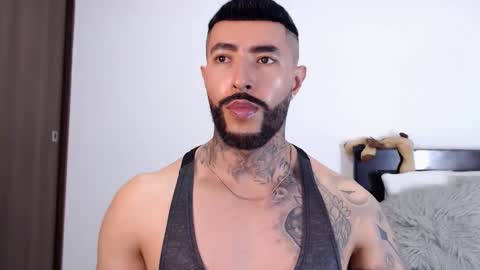 Snapshot of maximus_golden chatting on 02-16-25, 04:09 Independent Model online show from 02-16-25, 04:09