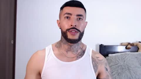 Snapshot of maximus_golden chatting on 02-16-25, 10:10 Independent Model online show from 02-16-25, 10:10