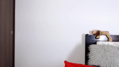 Snapshot of maximus_golden chatting on 02-18-25, 02:49 Independent Model online show from 02-18-25, 02:49