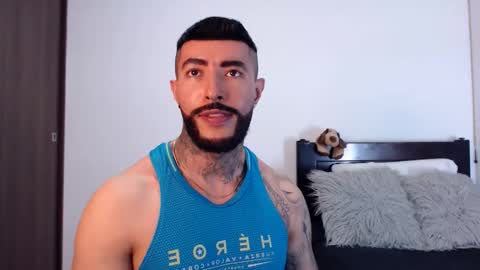 Snapshot of maximus_golden chatting on 02-28-25, 04:21 Independent Model online show from 02-28-25, 04:21