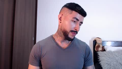 Snapshot of maximus_golden chatting on 03-03-25, 02:26 Independent Model online show from 03-03-25, 02:26