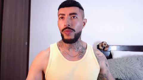 Snapshot of maximus_golden chatting on 03-04-25, 03:00 Independent Model online show from 03-04-25, 03:00