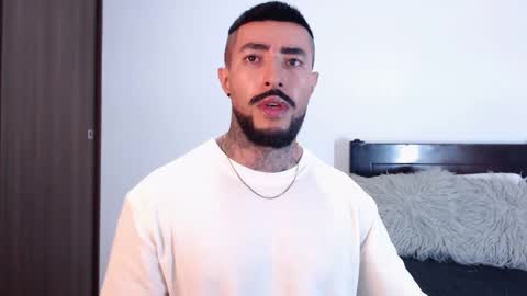 Snapshot of maximus_golden chatting on 03-09-25, 06:50 Independent Model online show from 03-09-25, 06:50