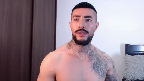 Snapshot of maximus_golden chatting on 03-09-25, 09:57 Independent Model online show from 03-09-25, 09:57