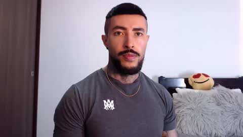 Snapshot of maximus_golden chatting on 03-10-25, 06:49 Independent Model online show from 03-10-25, 06:49