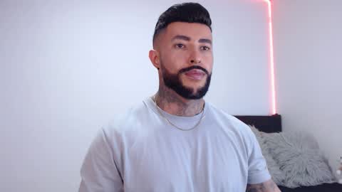 Snapshot of maximus_golden chatting on 09-11-25, 03:06 Independent Model online show from 09-11-25, 03:06