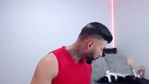 Snapshot of maximus_golden chatting on 09-24-25, 02:59 Independent Model online show from 09-24-25, 02:59