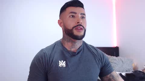 Snapshot of maximus_golden chatting on 10-12-25, 03:27 Independent Model online show from 10-12-25, 03:27