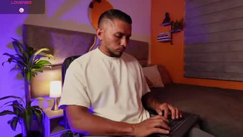 Maximus Clark online show from 07-24-26, 02:42