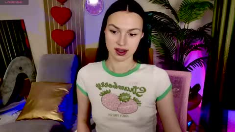 Snapshot of maxincarroll chatting on 06-05-26, 12:22 MaxinCarroll online show from 06-05-26, 12:22