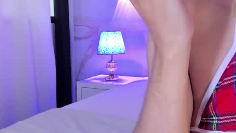 Snapshot of maxirogers chatting on 12-20-25, 12:12 Maxi Rogers online show from 12-20-25, 12:12