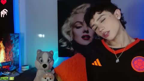 Max online show from 01-12-25, 05:34