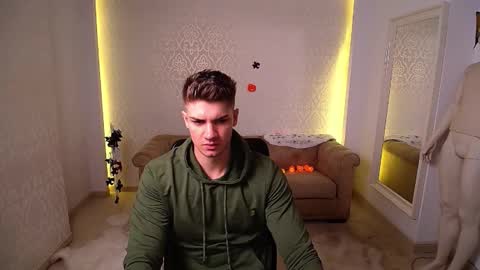 MaxKaiden online show from 10-19-25, 04:46