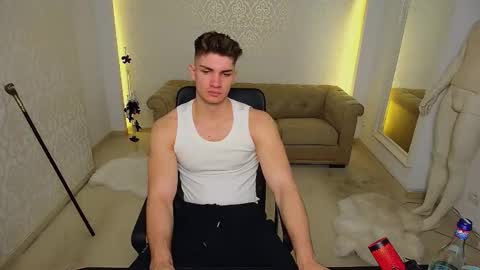 MaxKaiden online show from 11-15-25, 06:00