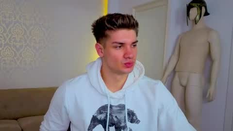 MaxKaiden online show from 04-23-26, 04:14