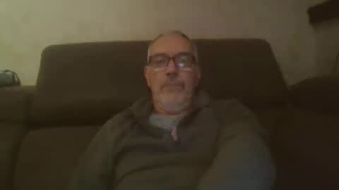Snapshot of maxou569 chatting on 11-01-25, 06:37 maxou569 online show from 11-01-25, 06:37