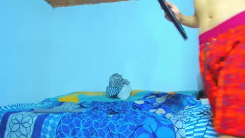 MAX online show from 01-02-25, 09:39