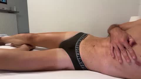 Snapshot of maxslim99999 chatting on 09-28-25, 08:14 max online show from 09-28-25, 08:14