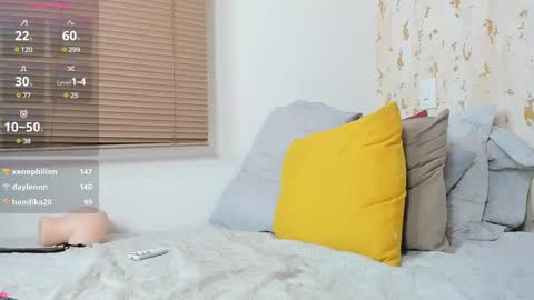 Snapshot of maxstrong01 chatting on 02-17-25, 01:15 Max online show from 02-17-25, 01:15