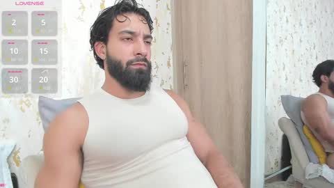 Snapshot of maxstrong01 chatting on 03-05-25, 11:27 Max online show from 03-05-25, 11:27