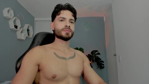 Maxi online show from 03-29-26, 01:27