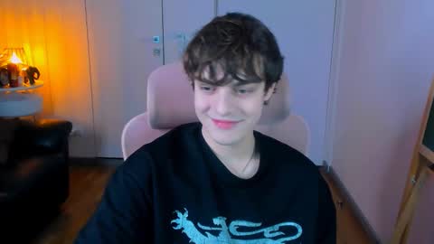 Max online show from 03-10-26, 06:57