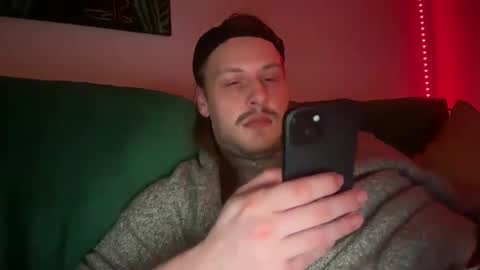 Snapshot of maxwatts95 chatting on 02-09-25, 10:20 Max Watts online show from 02-09-25, 10:20