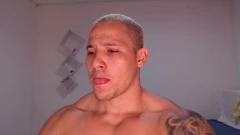 Max online show from 01-11-26, 02:38