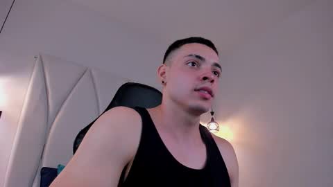 MAX online show from 02-19-25, 10:42