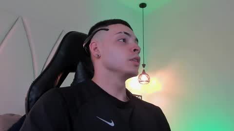 MAX online show from 03-05-25, 09:48