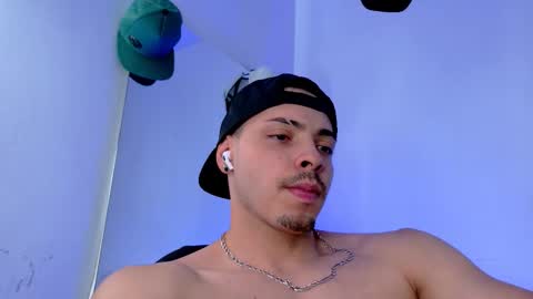 MAX online show from 09-22-25, 08:33