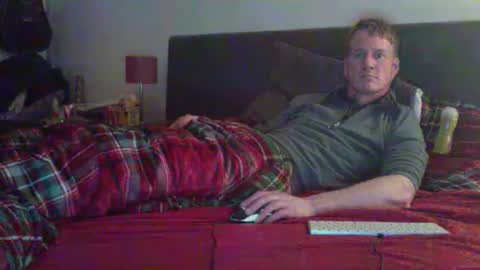 Snapshot of maxwilly7803039708 chatting on 04-07-26, 02:23 maxwilly7803039708 online show from 04-07-26, 02:23