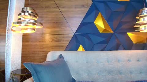 Snapshot of maxx_caprice chatting on 12-02-25, 03:01 gabby online show from 12-02-25, 03:01