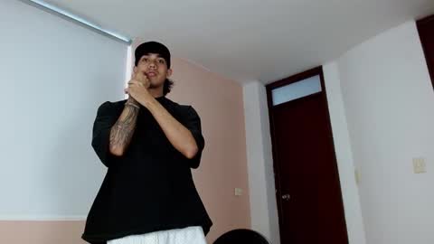 Maxx online show from 10-04-25, 08:51