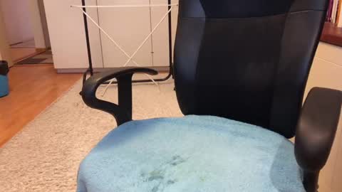 Snapshot of maxx_martin chatting on 01-08-25, 12:47 Max online show from 01-08-25, 12:47