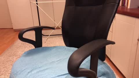 Snapshot of maxx_martin chatting on 01-17-25, 06:47 Max online show from 01-17-25, 06:47