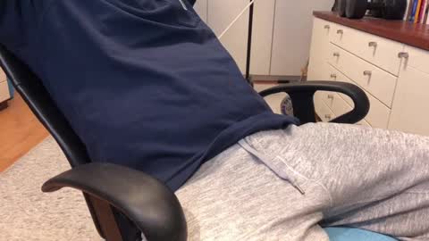 Snapshot of maxx_martin chatting on 02-03-25, 09:30 Max online show from 02-03-25, 09:30