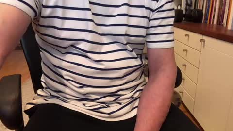 Snapshot of maxx_martin chatting on 02-11-25, 01:20 Max online show from 02-11-25, 01:20