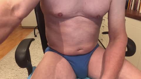 Snapshot of maxx_martin chatting on 10-02-25, 05:36 Max online show from 10-02-25, 05:36