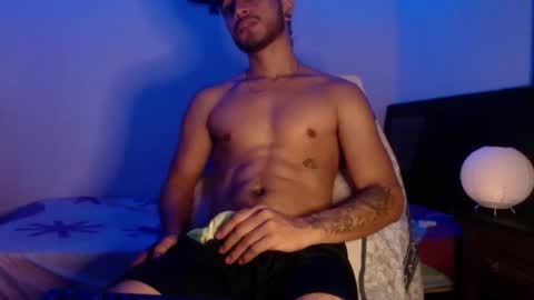 maxximus_10 online show from 01-22-25, 06:20