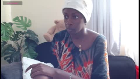 maxxinepetite online show from 01-08-26, 06:48