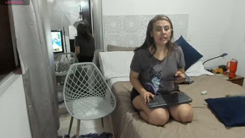 Victoria online show from 12-05-24, 02:09